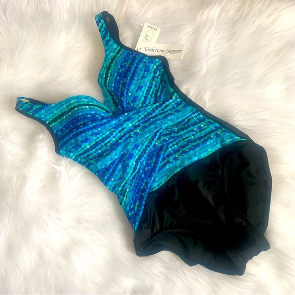 Miraclesuit Escape Underwired One Piece Swim Suit - Picture 2 of 10